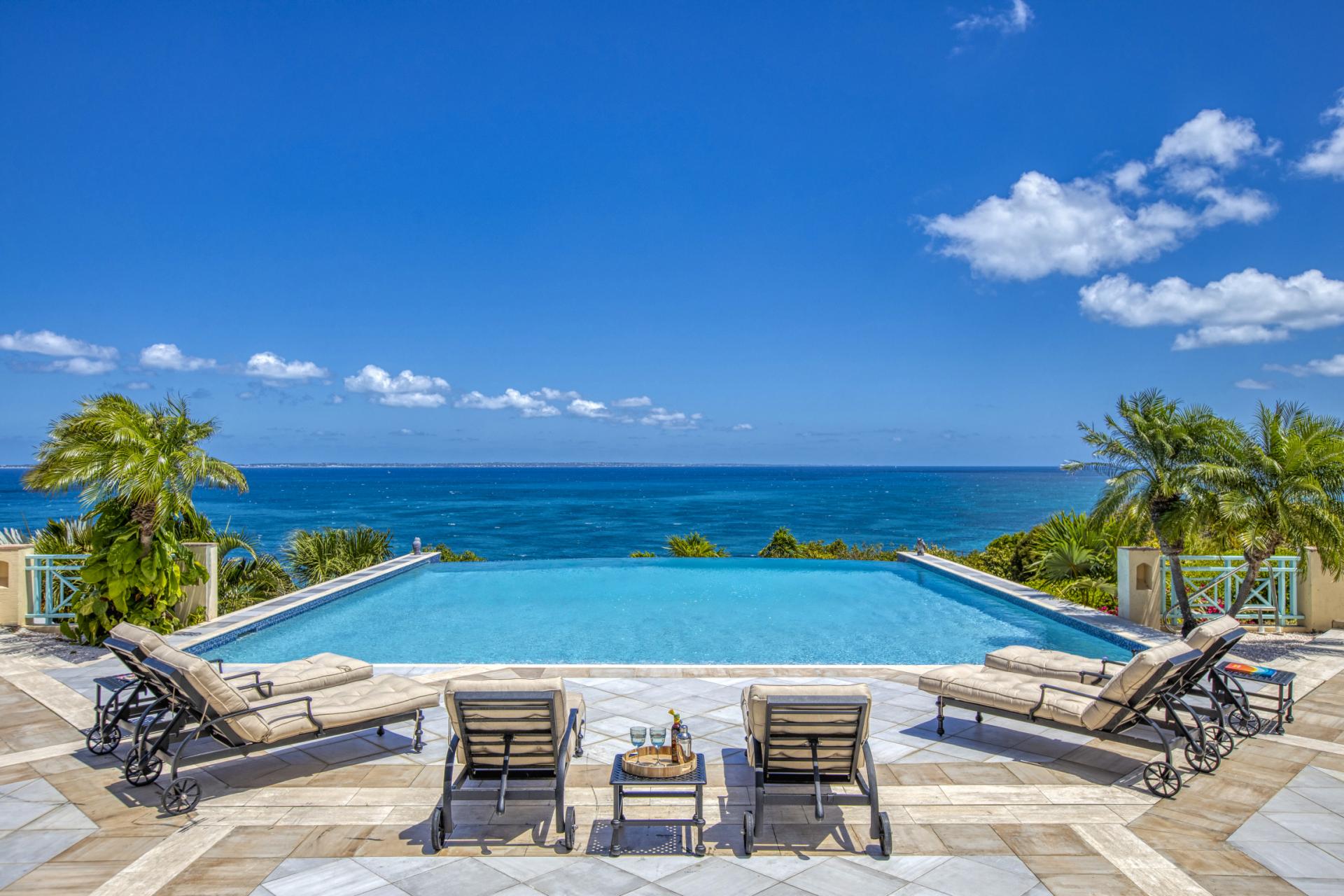 A louer villa 4 chambre Terres Basses Saint Martin_ Piscine - 2